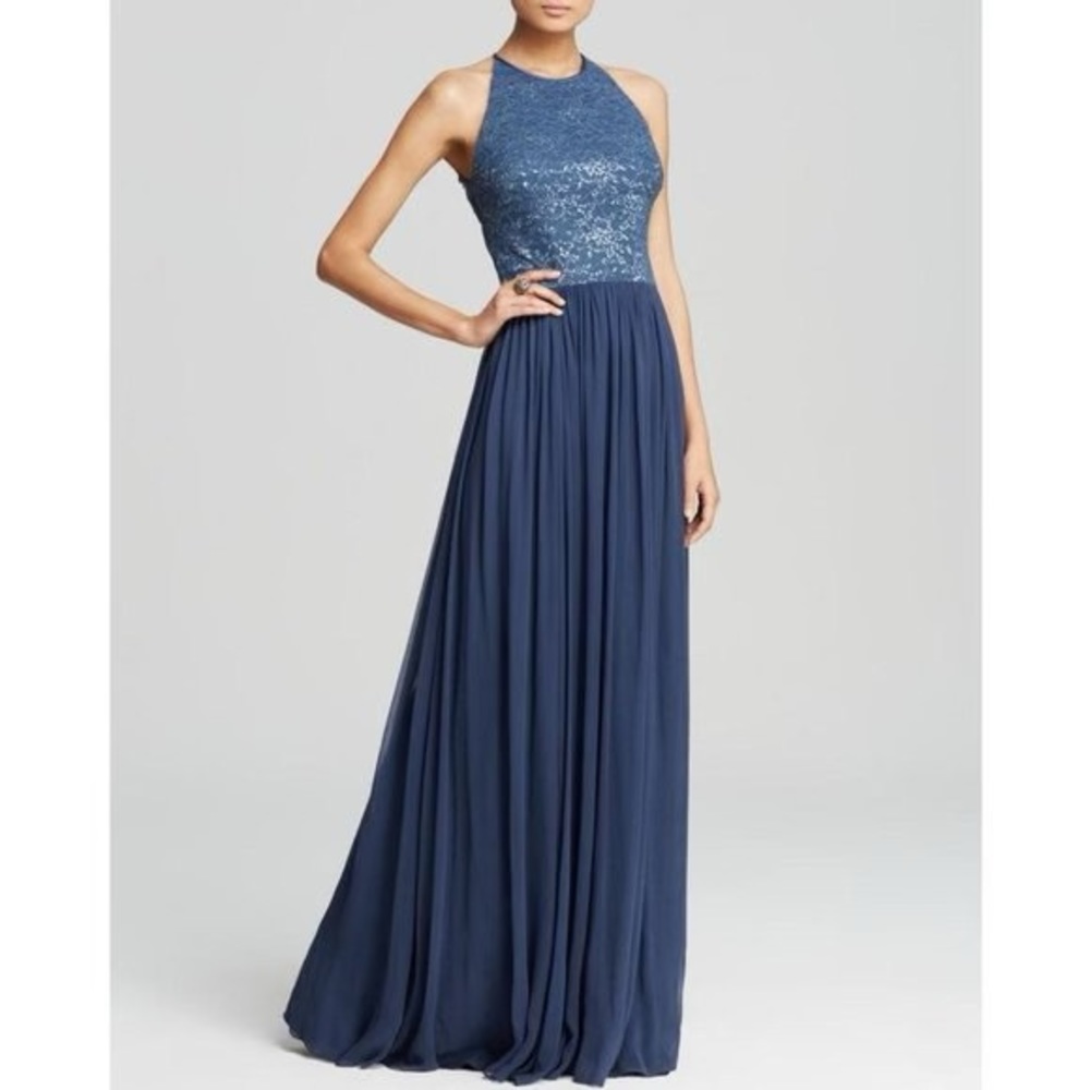 Vera Wang Gown 

Perfect for Prom